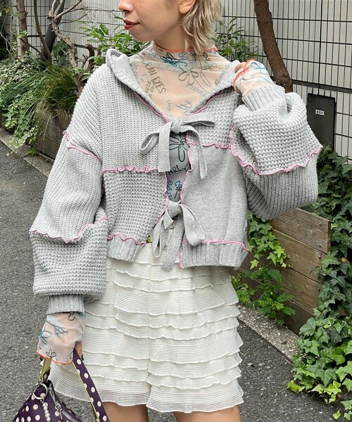 HELLO.SANFRANCISCO（ハローサンフランシスコ）の「【HELLO.SANFRANCISCO/ハローサンフランシスコ】配色メローパッチワークフーディーカーデ（カーディガン/ボレロ・レディース・イエロー/オフホワイト/ブルー/グレー・ONE SIZE）」の13枚目の写真