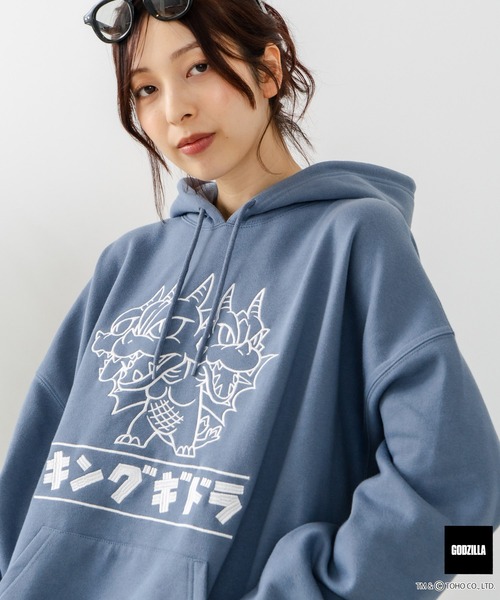 JEANS MATE(ジーンズメイト)の「【GODZILLA/ゴジラ】ゴジラ キングギドラ オリジナルデザイン ビッグシルエット 裏起毛 プルオーバーパーカー フーディー ドロップショルダー オーバーサイズ(パーカー・メンズ・グレー系その他2/ブラック系その他/ブルー系その他2/ベージュ系その他・LARGE/MEDIUM/X-LARGE)」の4枚目の写真