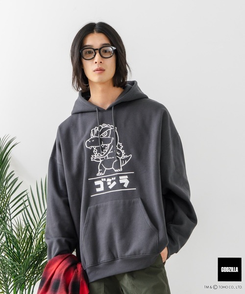 JEANS MATE(ジーンズメイト)の「【GODZILLA/ゴジラ】ゴジラ キングギドラ オリジナルデザイン ビッグシルエット 裏起毛 プルオーバーパーカー フーディー ドロップショルダー オーバーサイズ(パーカー・メンズ・グレー系その他2/ブラック系その他/ブルー系その他2/ベージュ系その他・LARGE/MEDIUM/X-LARGE)」の12枚目の写真