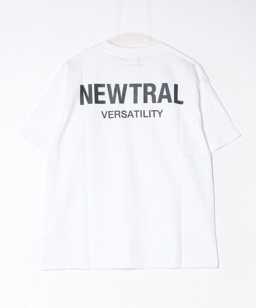 NEWTRAL（ニュートラル）の「【NEWTRAL】NEWTRAL_Logo Tee（Tシャツ/カットソー・メンズ・ブラック/ホワイト・MEDIUM/LARGE/X-LARGE）」の3枚目の写真