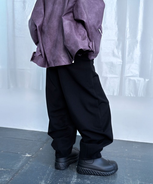 Nora Lily(ノラリリー)の「【Nora Lily】Wide Leg Barrel Pants(その他パンツ・メンズ・ブラウン/ブラック・FREE)」の4枚目の写真