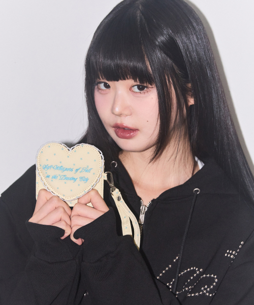 ILLIGO（イリゴ）の「ハートフレームカード財布イエロー（札入れ/マネークリップ・レディース・その他・OS）」の3枚目の写真