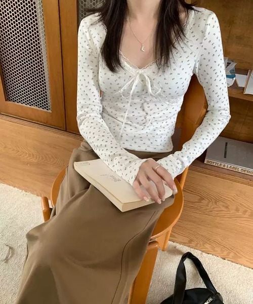 WESTSEA（ウエストシー）の「レース リボン フラワー柄 Vネック 長袖リブトップス 胸パッド付（Tシャツ/カットソー・レディース・ブラック/ホワイト/ピンク・FREE）」の19枚目の写真