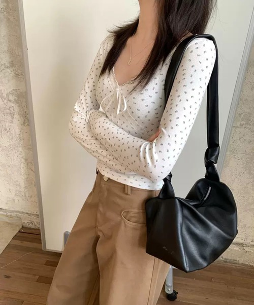 WESTSEA（ウエストシー）の「レース リボン フラワー柄 Vネック 長袖リブトップス 胸パッド付（Tシャツ/カットソー・レディース・ブラック/ホワイト/ピンク・FREE）」の13枚目の写真
