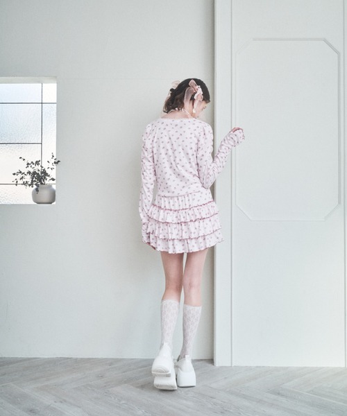 Lovilyn（ラヴィリン）の「ドーリーガーデン花柄セットアップ（カーディガン/ボレロ・レディース・ピンク/ブルー・FREE）」の5枚目の写真