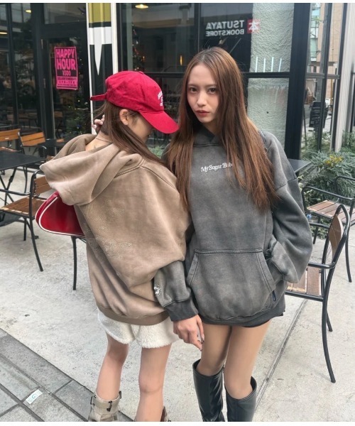 My sugar Babe（マイシュガーベイブ）の「pigment gradient hoodie（パーカー・メンズ・グレー/ブラック/ピンク/ダークブラウン・LARGE/MEDIUM）」の15枚目の写真