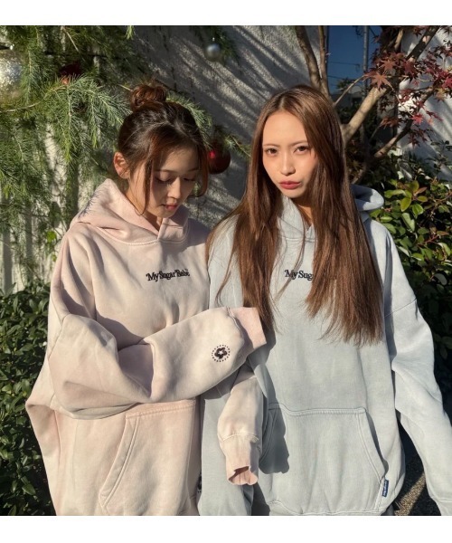 My sugar Babe（マイシュガーベイブ）の「pigment gradient hoodie（パーカー・メンズ・グレー/ブラック/ピンク/ダークブラウン・LARGE/MEDIUM）」の16枚目の写真
