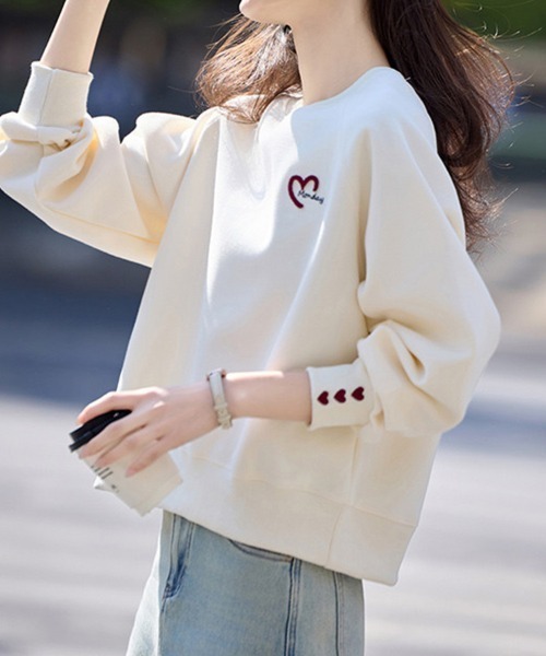 ReRe(リリ)の「ハートデザインスウェットトップス(スウェット・レディース・ピンク/ベージュ・MEDIUM/LARGE/X-LARGE)」の8枚目の写真