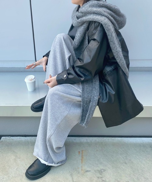 ISOOK(アイスー)の「ワンタックワイドスウェットパンツ (kiharu select) / ワイドパンツ カーブ ベルトループ きれいめ タックパンツ グレー(スウェットパンツ・レディース・グレー・FREE)」の9枚目の写真
