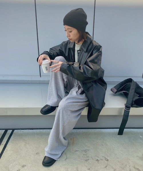 ISOOK(アイスー)の「ワンタックワイドスウェットパンツ (kiharu select) / ワイドパンツ カーブ ベルトループ きれいめ タックパンツ グレー(スウェットパンツ・レディース・グレー・FREE)」の10枚目の写真