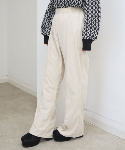 CECIL McBEE（セシルマクビー）の「カットコールセンターシームフレアパンツ（その他パンツ・レディース・ブラウン/ブラック/アイボリー・MEDIUM/LARGE）」の15枚目の写真