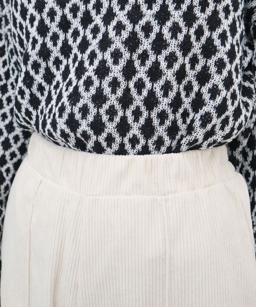 CECIL McBEE（セシルマクビー）の「カットコールセンターシームフレアパンツ（その他パンツ・レディース・ブラウン/ブラック/アイボリー・MEDIUM/LARGE）」の18枚目の写真