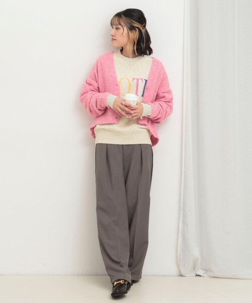 fredy couleur（フレディクルール）の「FOXタッチVネックカーディガン（ニット/セーター・レディース・チャコールグレー/アイボリー/ピンク・38）」の14枚目の写真