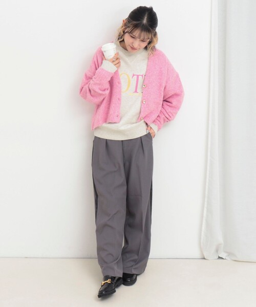 fredy couleur（フレディクルール）の「FOXタッチVネックカーディガン（ニット/セーター・レディース・チャコールグレー/アイボリー/ピンク・38）」の20枚目の写真