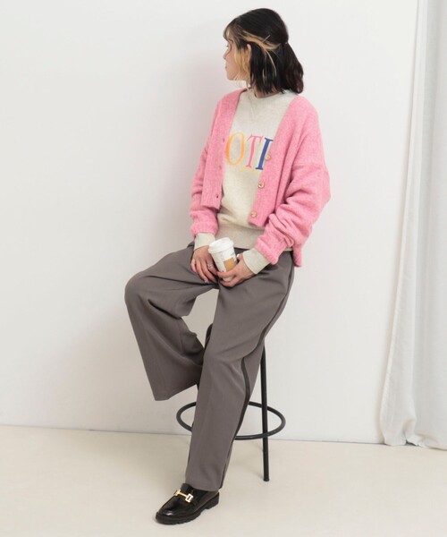 fredy couleur（フレディクルール）の「FOXタッチVネックカーディガン（ニット/セーター・レディース・チャコールグレー/アイボリー/ピンク・38）」の22枚目の写真