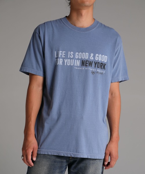 DELUXE(デラックス)の「Happy New York TEE(Tシャツ/カットソー・メンズ・ブラック/ホワイト/ブルー・MEDIUM/LARGE)」の3枚目の写真