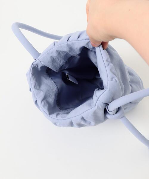 SMELLY（スメリー）の「パフィーミニショルダー（ショルダーバッグ・レディース・ライトブルー/レッド・-）」の11枚目の写真