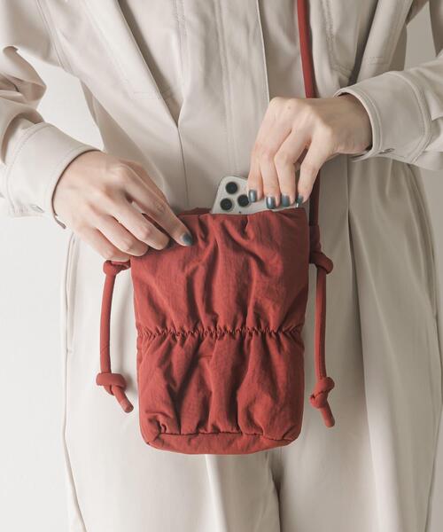 SMELLY（スメリー）の「パフィーミニショルダー（ショルダーバッグ・レディース・ライトブルー/レッド・-）」の14枚目の写真