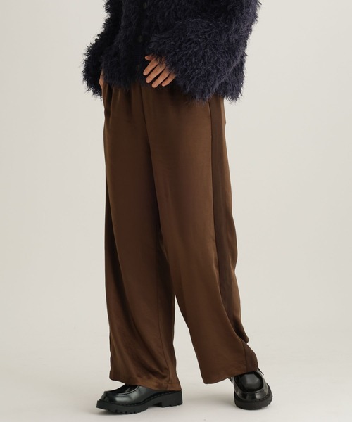 studio CLIP（スタディオクリップ）の「【daily CLIP】サテンパンツ（その他パンツ・レディース・ブラック/ブラウン・FREE）」の2枚目の写真