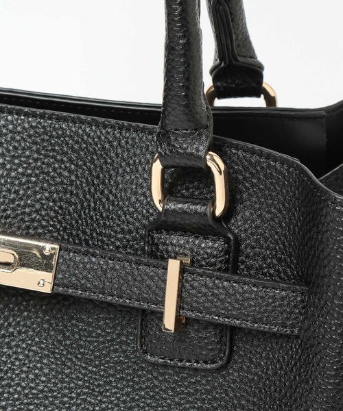 Elura(エルーラ)の「≪CEREMONY≫リュクスベルトバック/633009(ハンドバッグ・レディース・キャメル/ブラック/オフホワイト・FREE)」の13枚目の写真