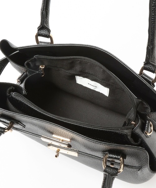 Elura(エルーラ)の「≪CEREMONY≫リュクスベルトバック/633009(ハンドバッグ・レディース・キャメル/ブラック/オフホワイト・FREE)」の22枚目の写真