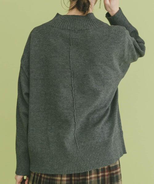 ITEMS URBANRESEARCH（アイテムズ アーバンリサーチ）の「ショルダーリブハイネックニット（ニット/セーター・レディース・ミント/ホワイト/レッド系その他/チャコールグレー・FREE）」の16枚目の写真