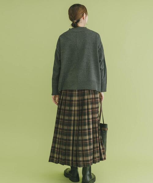 ITEMS URBANRESEARCH（アイテムズ アーバンリサーチ）の「ショルダーリブハイネックニット（ニット/セーター・レディース・ミント/ホワイト/レッド系その他/チャコールグレー・FREE）」の20枚目の写真