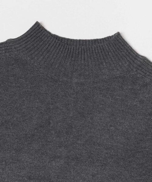 ITEMS URBANRESEARCH（アイテムズ アーバンリサーチ）の「ショルダーリブハイネックニット（ニット/セーター・レディース・ミント/ホワイト/レッド系その他/チャコールグレー・FREE）」の22枚目の写真