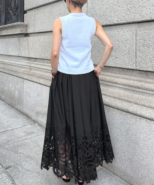 JENNE(ジェンヌ)の「エアリーサマーレーススカート(スカート・レディース・ホワイト/ブラック・SMALL/MEDIUM/LARGE)」の11枚目の写真