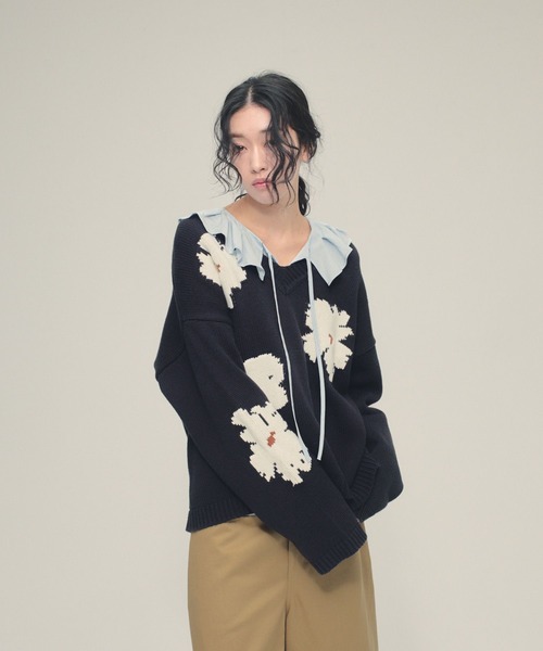 eL(エル)の「【eL】5G Flower Jacquard Pullover/641230(ニット/セーター・レディース・グレー系/ネイビー系・FREE)」の5枚目の写真