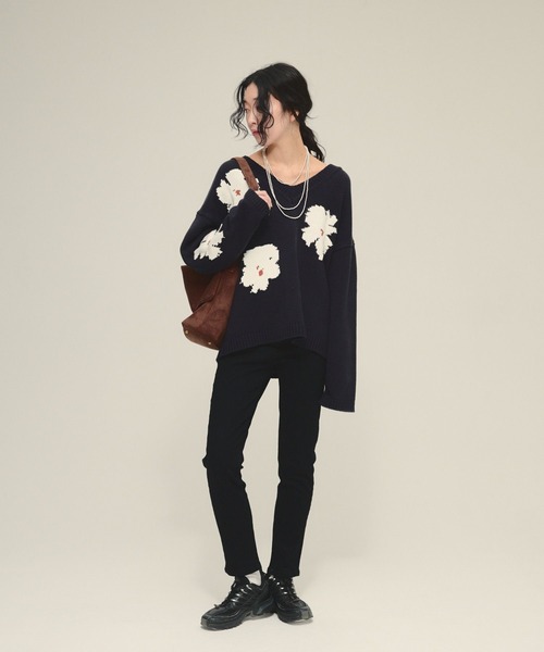 eL(エル)の「【eL】5G Flower Jacquard Pullover/641230(ニット/セーター・レディース・グレー系/ネイビー系・FREE)」の12枚目の写真