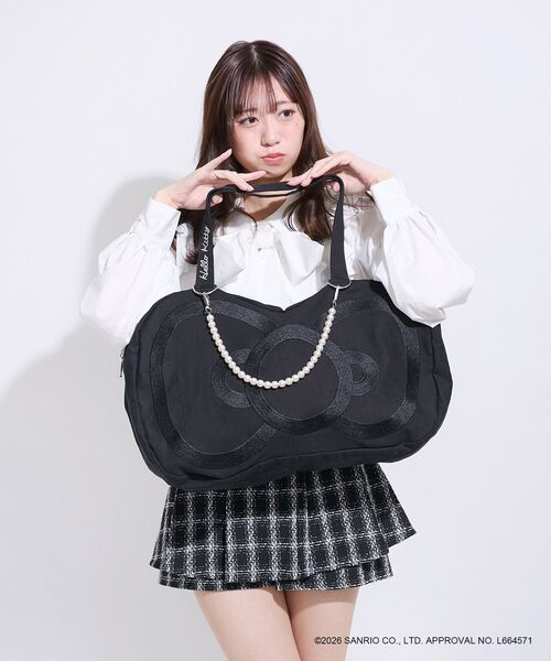 MAJESTIC LEGON（マジェスティックレゴン）の「ハローキティ リボンキャンバストート（トートバッグ・レディース・レッド/ブラック・FREE）」の10枚目の写真