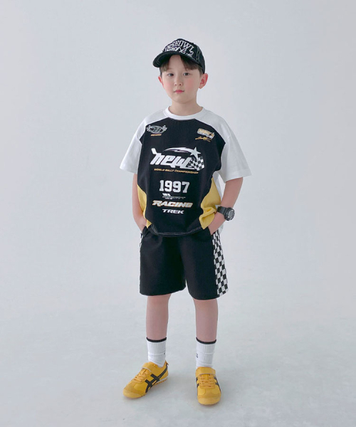 BERRYCLOSET（ベリークローゼット）の「ニューレーシングエンブレム半袖（Tシャツ/カットソー・レディース・ブラック・7号/9号/11号/13号/15号/17号/19号）」の4枚目の写真