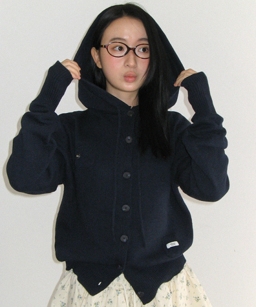 RONRON(ロンロン)の「MINI POCKET HOODED KNIT CARDIGAN NAVY(ニット/セーター・レディース・その他・FREE)」の2枚目の写真