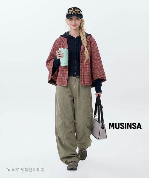 RONRON(ロンロン)の「MINI POCKET HOODED KNIT CARDIGAN NAVY(ニット/セーター・レディース・その他・FREE)」の6枚目の写真