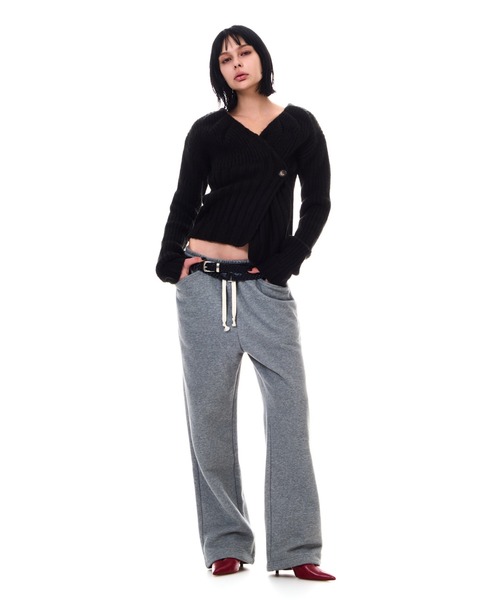 BEEDEN（ビーデン）の「TUCK DESIGN V NECK KNIT C/D（カーディガン/ボレロ・レディース・ブラック/グレー・FREE）」の7枚目の写真