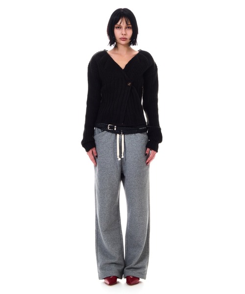 BEEDEN（ビーデン）の「TUCK DESIGN V NECK KNIT C/D（カーディガン/ボレロ・レディース・ブラック/グレー・FREE）」の14枚目の写真