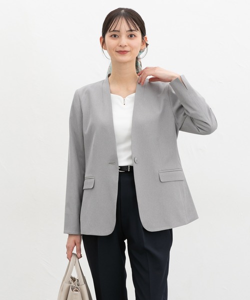 Honeys(ハニーズ)の「きれいめキーネックT(Tシャツ/カットソー・レディース・ホワイト/ラベンダー/グレイッシュベージュ/ブラック・L/LL/M/S)」の6枚目の写真