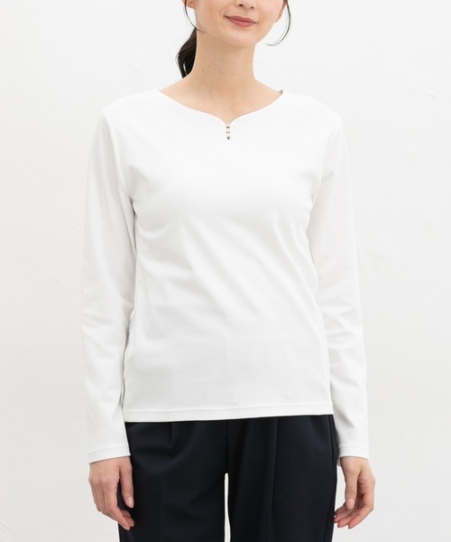 Honeys(ハニーズ)の「きれいめキーネックT(Tシャツ/カットソー・レディース・ホワイト/ラベンダー/グレイッシュベージュ/ブラック・L/LL/M/S)」の8枚目の写真