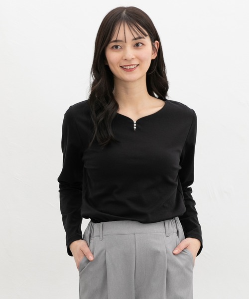 Honeys(ハニーズ)の「きれいめキーネックT(Tシャツ/カットソー・レディース・ホワイト/ラベンダー/グレイッシュベージュ/ブラック・L/LL/M/S)」の10枚目の写真