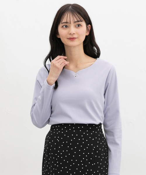 Honeys(ハニーズ)の「きれいめキーネックT(Tシャツ/カットソー・レディース・ホワイト/ラベンダー/グレイッシュベージュ/ブラック・L/LL/M/S)」の13枚目の写真