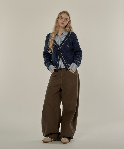 hazyl(ヘイジル)の「trad cable V cardigan / トラッドケーブルVカーディガン(カーディガン/ボレロ・レディース・ネイビー/レッド・フリー)」の22枚目の写真