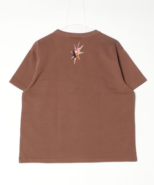 samuel zelig（サミュエルゼリグ）の「【samuel zelig】 Collage Horse Tee（Tシャツ/カットソー・メンズ・ブラウン・SMALL/LARGE/MEDIUM）」の2枚目の写真