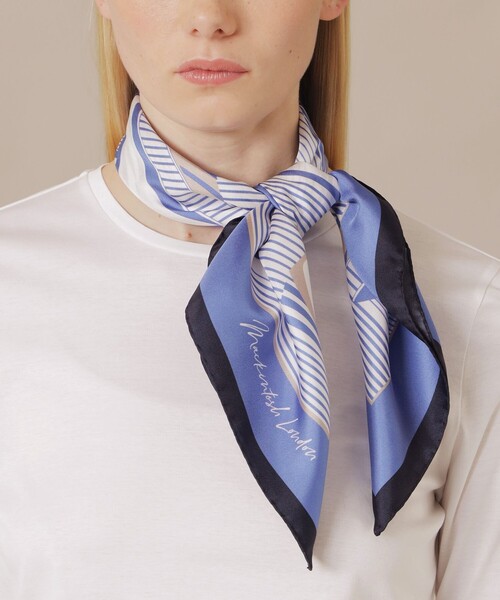 MACKINTOSH LONDON（マッキントッシュ ロンドン）の「RATTI MARINE SQUARE SCARF（バンダナ/スカーフ・レディース・ブルー系その他4・FREE）」の2枚目の写真