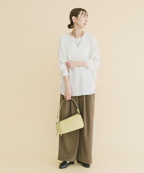 ITEMS URBANRESEARCH（アイテムズ アーバンリサーチ）の「ドルマンブラウス（シャツ/ブラウス・レディース・ブラック/ホワイト/ベージュ系その他・FREE）」の5枚目の写真