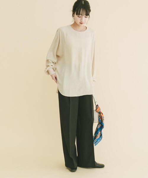 ITEMS URBANRESEARCH（アイテムズ アーバンリサーチ）の「ドルマンブラウス（シャツ/ブラウス・レディース・ブラック/ホワイト/ベージュ系その他・FREE）」の13枚目の写真