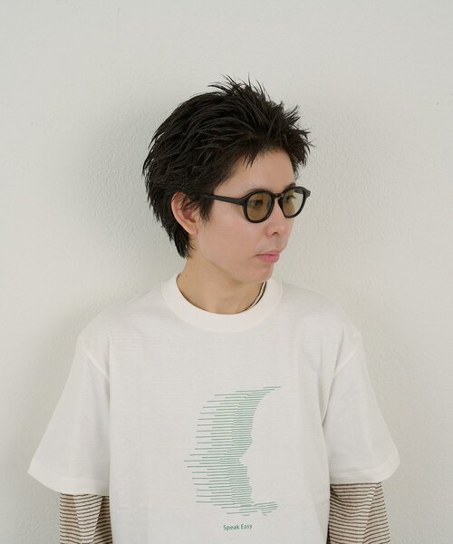 WHIMSIC(ウィムジック)の「【UNISEX】ウェリントンサングラス(サングラス・レディース・グレー/ブラック・ONE SIZE)」の10枚目の写真