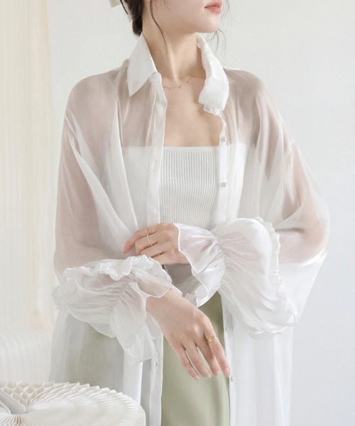 yuue' ( wear )(ユーイ)の「オーバーサイズフリルスリーブシアーシャツ/冷房対策 UVカット(シャツ/ブラウス・レディース・ホワイト/ピンク・FREE)」の5枚目の写真