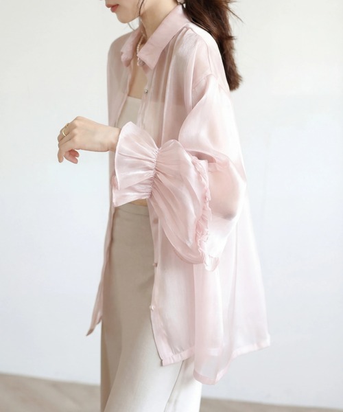 yuue' ( wear )(ユーイ)の「オーバーサイズフリルスリーブシアーシャツ/冷房対策 UVカット(シャツ/ブラウス・レディース・ホワイト/ピンク・FREE)」の9枚目の写真