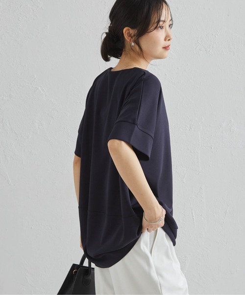 RANAN(ラナン)の「ハーフジップコクーンプルオーバー【接触冷感・UV対策・吸水速乾・抗菌防臭】(Tシャツ/カットソー・レディース・オフホワイト/ブラック/グレイッシュベージュ/ダークネイビー・LL/3L/M/L)」の21枚目の写真
